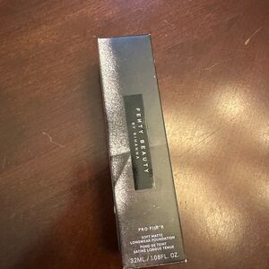 Fenty Beauty Pro Filt'r Soft Matte Longwear Foundation - shade 110